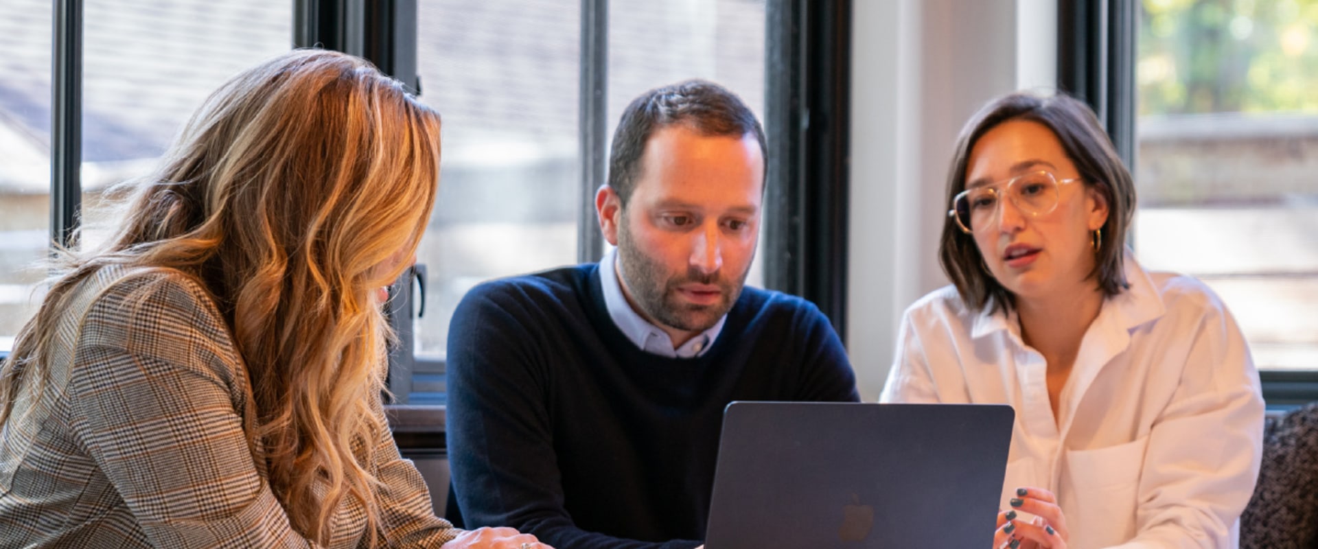 The Power of Client Testimonials and Reviews: How They Can Help You Find the Top Real Estate Agents in Berkeley