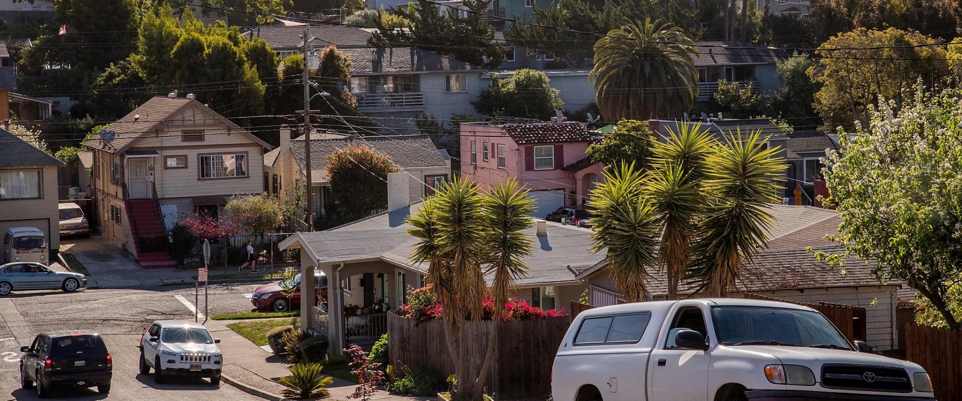 Berkeley vs. Oakland Real Estate Market: A Comprehensive Comparison